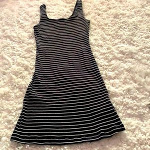 H & M Navy/white dress small